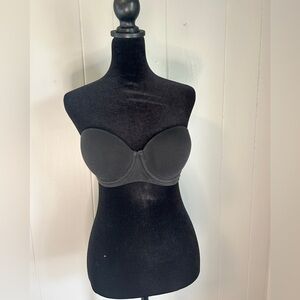 Victoria’s Secret Black Strapless Push Up Bra 34D